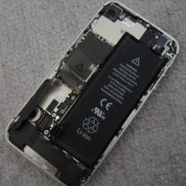 iPhone4Sバッテリーのトラブル